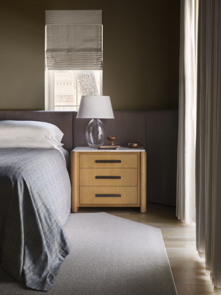 Custom Furniture - Headboard by Yates Desygn